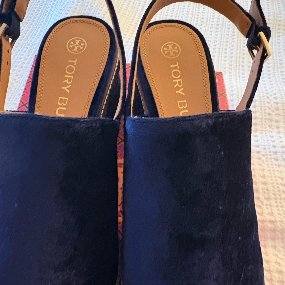 Tory Burch Dark Blue Velvet Sandals - Picture 3 of 7